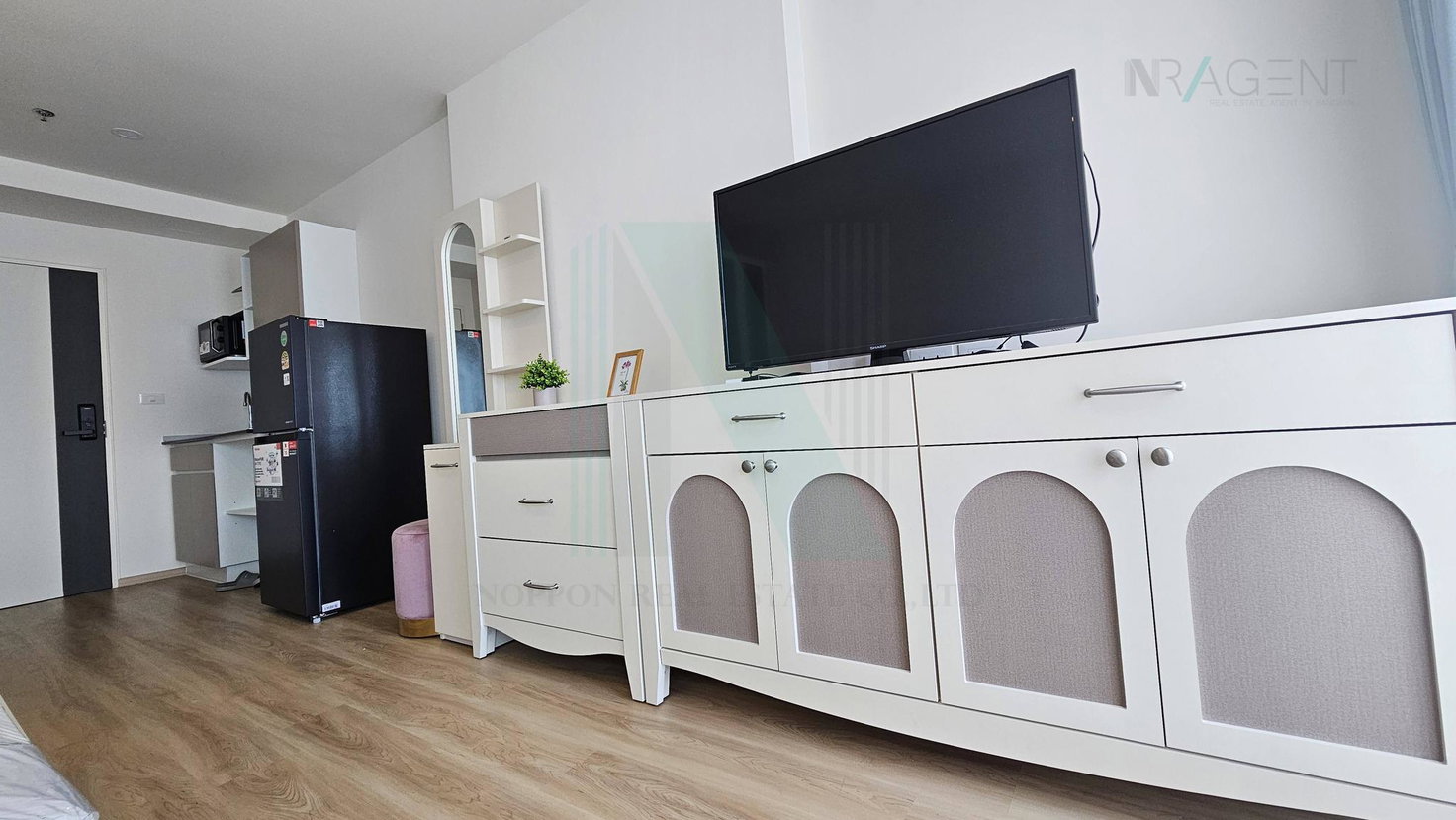 รูป ให้เช่าคอนโด ลุมพินี วิลล์ จรัญ - ไฟฉาย อาคาร B ชั้น 16 สตูดิโอ ขนาด 25 ตรม ใกล้ ใกล้ สถานีไฟฉาย - รูปที่ 2/8