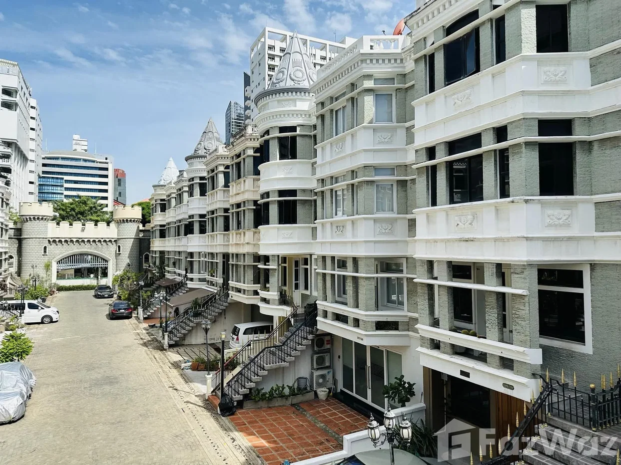 รูป ทาวน์เฮ้าส์ให้เช่า 4 ห้องนอน ใน คลองตันเหนือ, กรุงเทพมหานคร 6192645 - รูปที่ 3/6