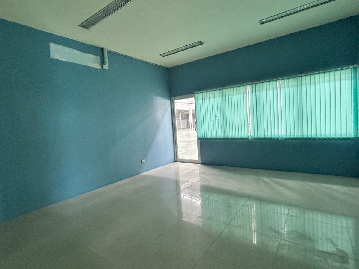 รูป ให้เช่าโรงงาน Renovate ใหม่ แพรกษา ใกล้นิคมอุตสาหกรรมบางปู เนื้อที่ 2 ไร่ รองรับใบอนุญาต รง.4  - รูปที่ 26/33