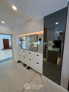 2-BR Condo at Thonglor Tower Condominium near BTS Thong Lor (ID 2804338)