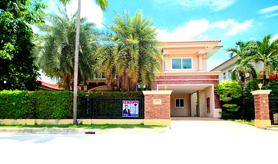 บ้านเดี่ยว กรุงเทพมหานคร : บ้านเดี่ยว ลัดดารมย์ อิลิแกนซ์ วงแหวน สาทร บ้านหลังใหญ่ ติดถนนเมน ใกล้สวน 168 ตรว. มีเรือนรับรองราคาดีสุด 24 ล้าน