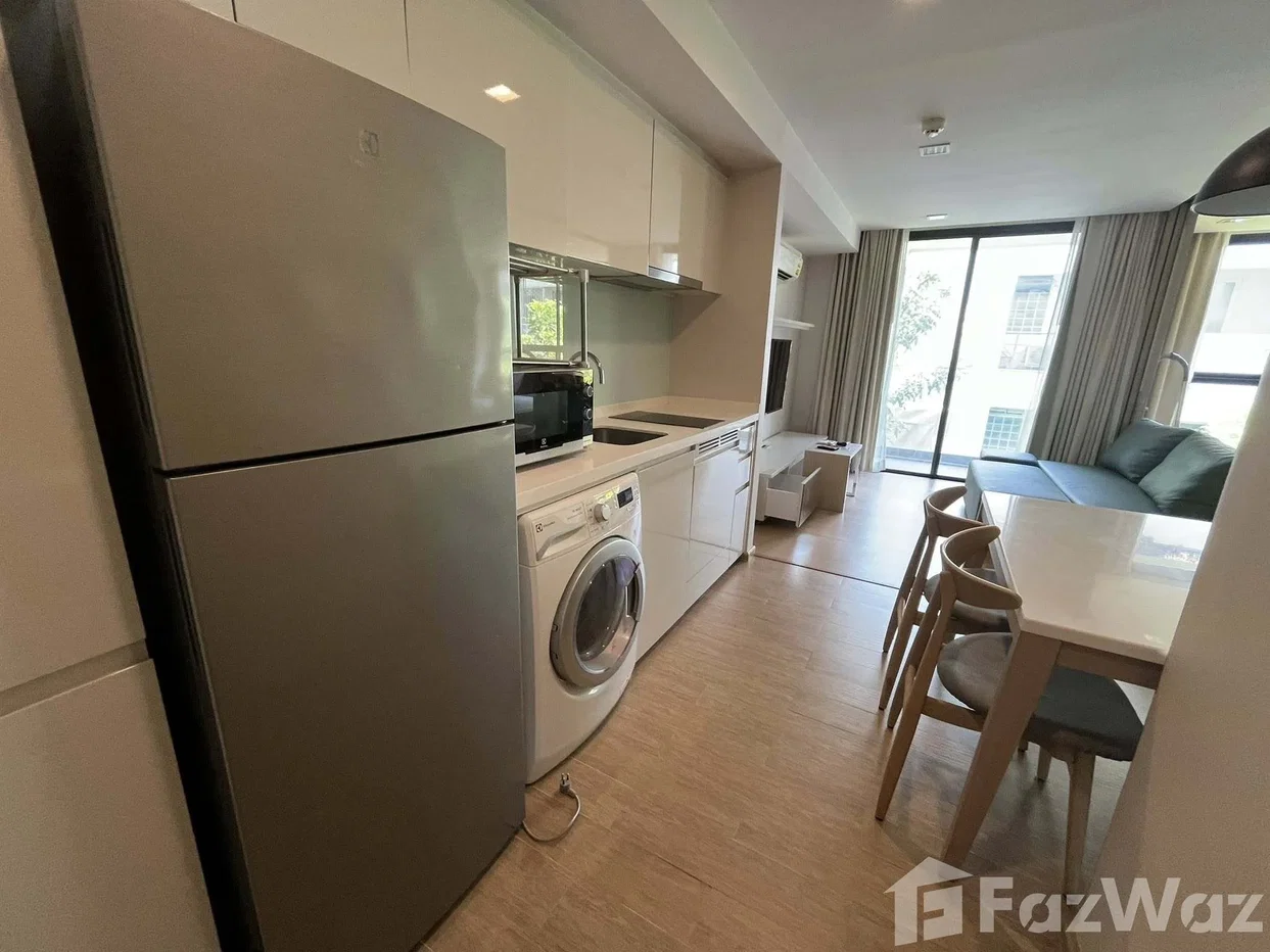 picture Studio Condo for sale at Liv At 49  6192909 - 3/14