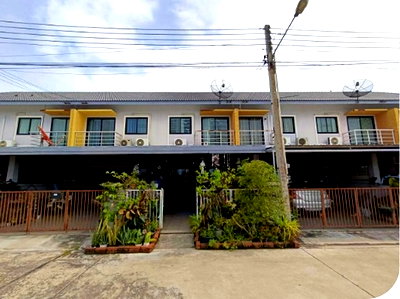 ทาวน์โฮม ชลบุรี : BP00937 ขายทาวน์เฮ้าส์ หมู่บ้านโชติกาพลัส ตำบลพานทอง อำเภอพานทอง จังหวัดชลบุรี