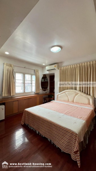 รูป ขายบ้านซอยอารีย์สัมพันธ์4 แขวงสามเสนใน เขตพญาไท เนื้อที่46ตร.วา แบบบ้าน3ชั้นเล่นระดับ ใกล้จุดขึ้นลงทางด่วนพระราม6และสถานีรถไฟฟ้าBTSอารีย์ - รูปที่ 8/17
