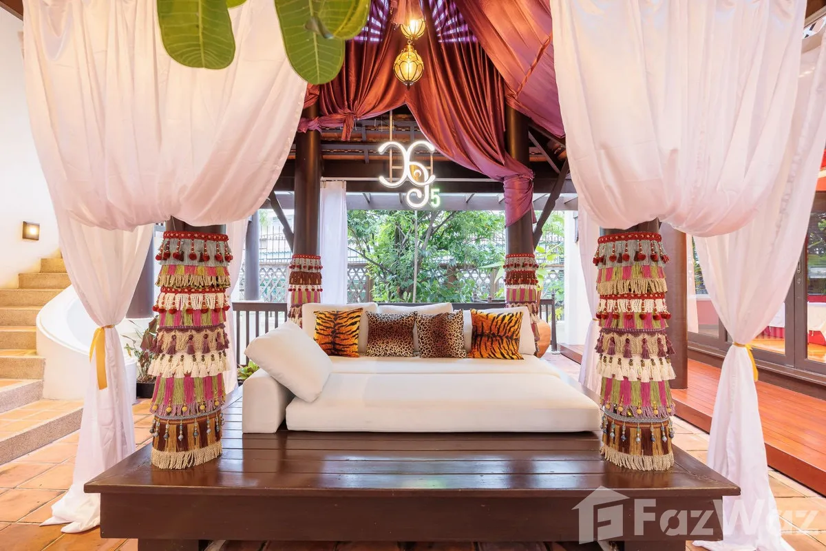 รูป วิลล่าให้เช่า 5 ห้องนอน ใน พระโขนง, กรุงเทพมหานคร 6192756 - รูปที่ 1/18
