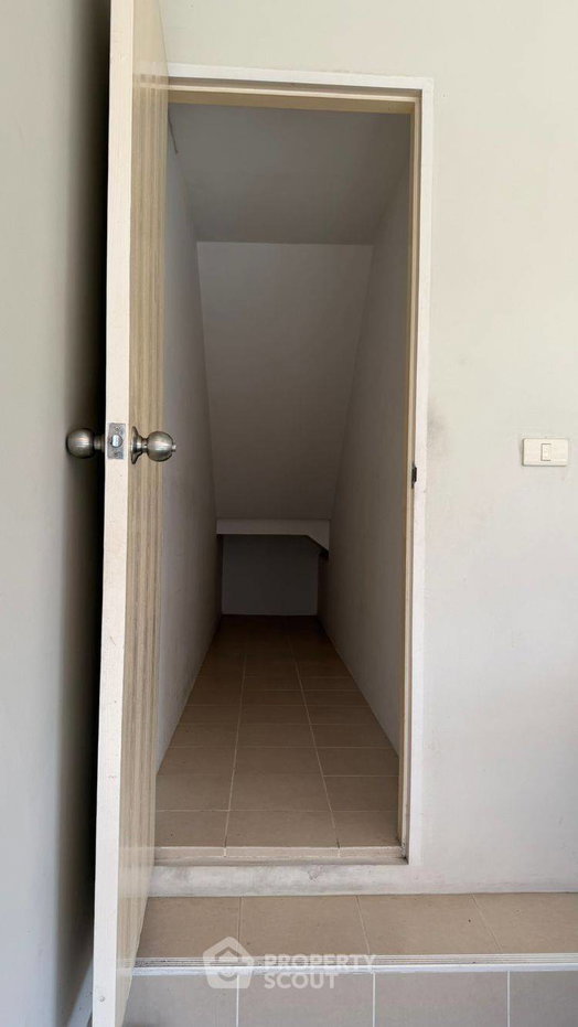 รูป ทาวน์เฮ้าส์ 3-ห้องนอน ที่ บ้านกลางเมือง เอสเซ้นส์ อ่อนนุช – วงแหวน ใกล้ ท่าอากาศยานสุวรรณภูมิ (ID 2778057) - รูปที่ 5/12