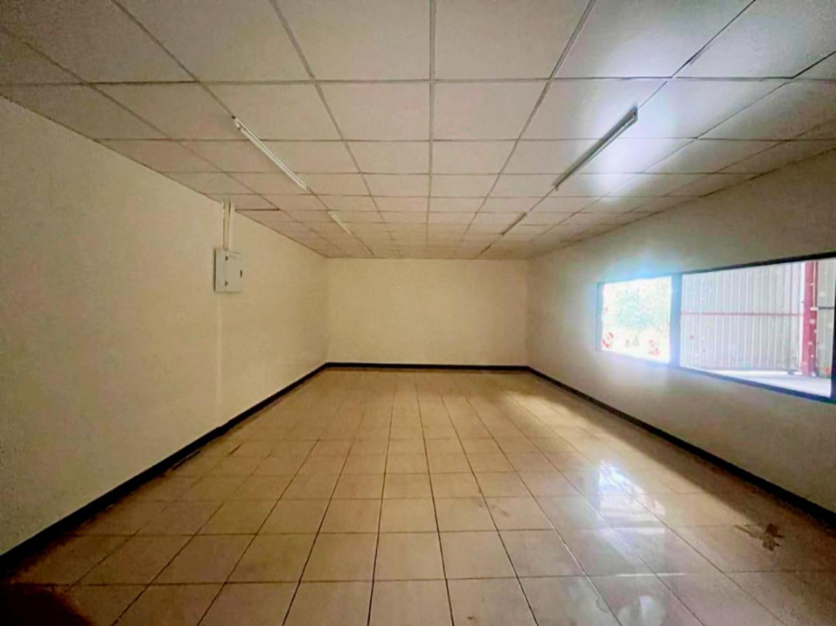 รูป ให้เช่าโกดัง 850 ตรม.พร้อมลานกว้าง แหลมฉบัง ศรีราชา - รูปที่ 14/15