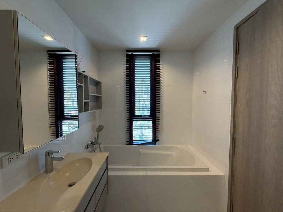 รูป ++เช่าด่วน++ HQ Thonglor by Sansiri** 2 ห้องนอน 79 ตร. ม. แต่งครบพร้อมอยู่!! - รูปที่ 8/10