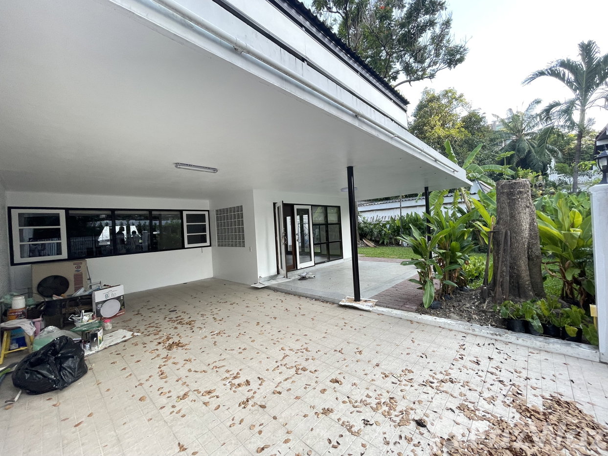 รูป บ้านเดี่ยวให้เช่า 3 ห้องนอน ใน คลองตันเหนือ, กรุงเทพมหานคร 1169192 - รูปที่ 14/15
