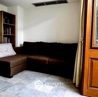 Condos for rent BTS Chit Lom : 3-BR Condo at Wittayu Complex near BTS Phloen Chit (ID 2811024)