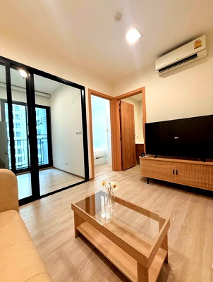 Condos for rent : 🚨 Prime Rama 9 CBD! Condolette Midst High Floor near MRT — Easy city living starts here 🔥 Call 063-6165390