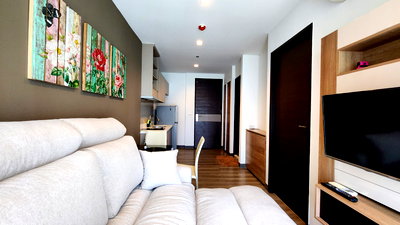 Condos for rent : Rhythm Sathorn Condo for Rent 1 Bedroom near BTS Call 063-6165390