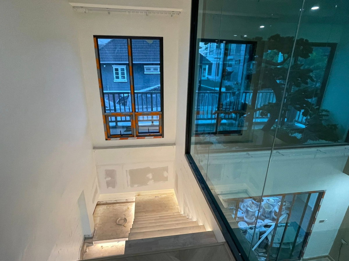 รูป R156 🌿 บ้านเดี่ยวหลังมุม สไตล์ Modern Craftsmanship  โซนนวมินทร์ ราคาเพียง 9.85 ล้านบาท - รูปที่ 7/14