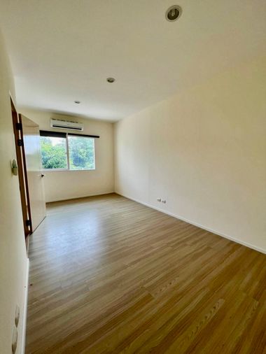 3-bed townhouse for sale, 178 sqm, 22.1 sq wah, Baan Klang Muang Suanluang