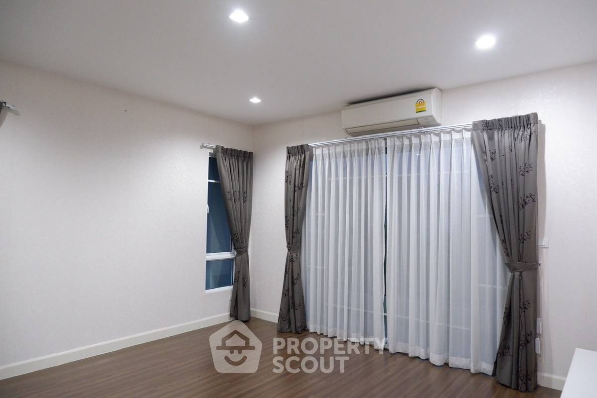รูป บ้าน 3-ห้องนอน ที่ ฮาบิเทีย เวนต์ ใน สามวาตะวันตก (ID 2087100) - รูปที่ 7/9