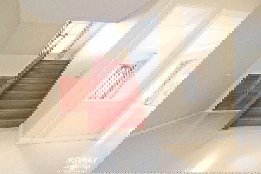 รูป บ้านเดี่ยว ลัดดารมย์ อิลิแกนซ์ วงแหวน สาทร บ้านหลังใหญ่ ติดถนนเมน ใกล้สวน 168 ตรว. มีเรือนรับรองราคาดีสุด 24 ล้าน - รูปที่ 17/26