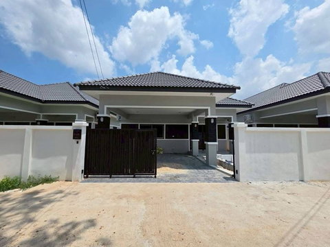 Newly built detached house for sale in Huai Yai, Pattaya, Soi Lung Jiu. Ready to move in.