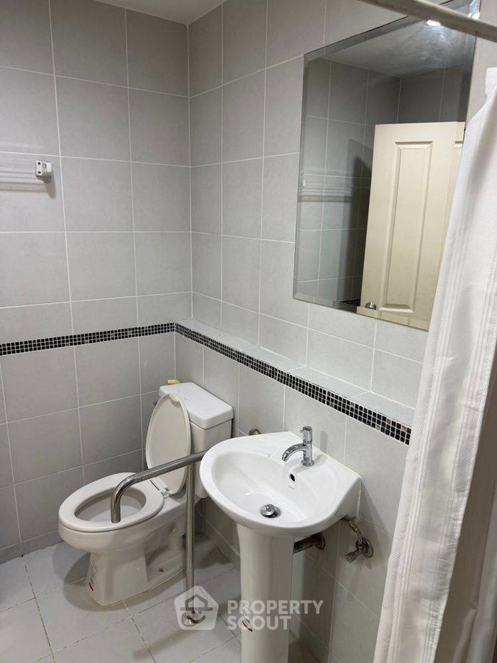 รูป ทาวน์เฮ้าส์ 3-ห้องนอน ที่ บ้านกลางเมือง เอสเซ้นส์ อ่อนนุช – วงแหวน ใกล้ ท่าอากาศยานสุวรรณภูมิ (ID 2778057) - รูปที่ 4/12
