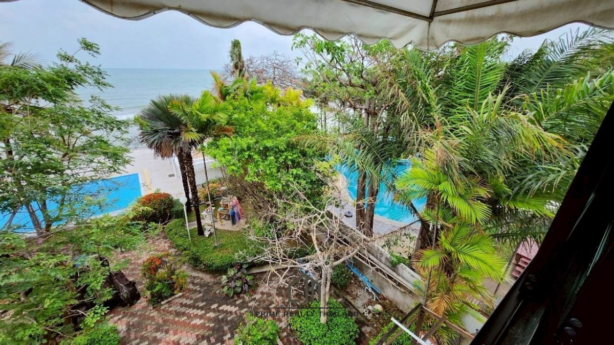 picture Luxury Beachfront Villa – 4 Bedrooms, 5 Bathrooms, Private Pool - 4/14