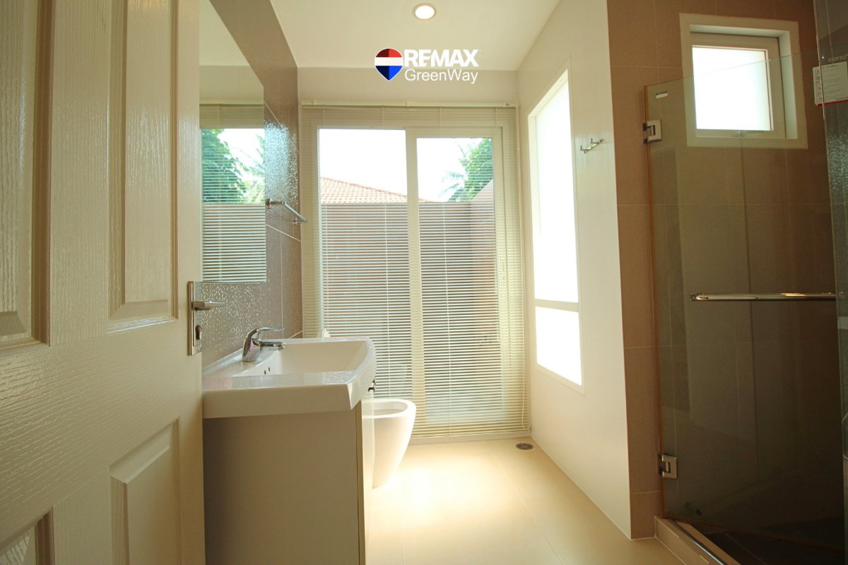 รูป บ้านเดี่ยว ลัดดารมย์ อิลิแกนซ์ วงแหวน สาทร มีห้องนอนชั้น1 ใหม่ Fully furnished ตกแต่งสวย บ้านตัวอย่าง 80 ตร.ว   - รูปที่ 23/24