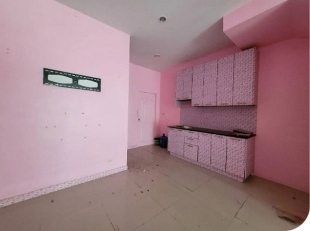 รูป BB13012 ขายทาวน์เฮ้าส์ หมู่บ้านสมาร์ทแลนด์นิวสไตส์ 2 ตำบลบ่อวิน อำเภอศรีราชา จังหวัดชลบุรี - รูปที่ 2/8