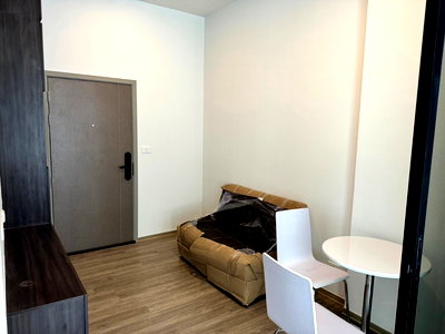 Apartment building for rent Khan Na Yao : Room for rent at Origin Plug and Play Ramintra, 70 meter away skytrain 