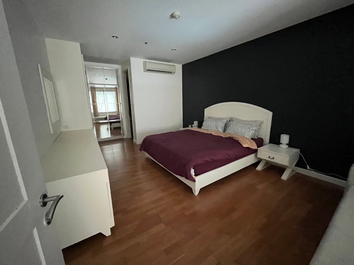 picture 🔥 Below Appraisal Price! Duplex Pool Access Condo – 6.7 MB - 6/16