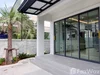 listing thumbnail image 34