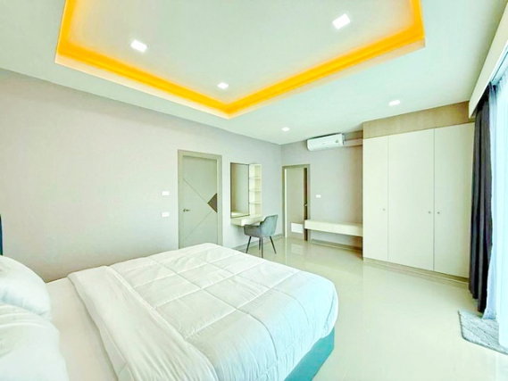 รูป ใกล้ถนนชัยพฤกษ์ ให้เช่าบ้าน Pool Villa 5 นอน 102 ตร.ว. 300 ตร.ม. ถ.จอมเทียน AIRBNB น้ำ สระว่ายน้ำส่วนตัว เฟอร์ฯครบ ตลาดชุมชน 800ม - รูปที่ 5/8