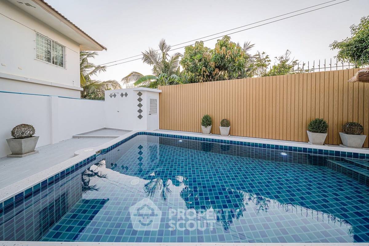 รูป บ้าน 3-ห้องนอน ที่ หมู่บ้านพฤกษานารา ใกล้ เมืองพัทยา (ID 2810732) - รูปที่ 1/21