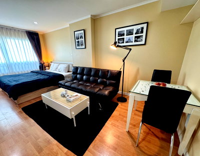Condos for rent : studio room for rent. ALL new furniture!