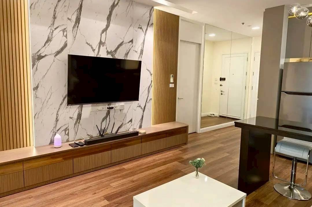 รูป LTHC15013 - Modern Condo Prime Location for Rent Ekkamai | City Lifestyle Best Value | Near BTS Ekkamai | 52,000 THB  - รูปที่ 5/9