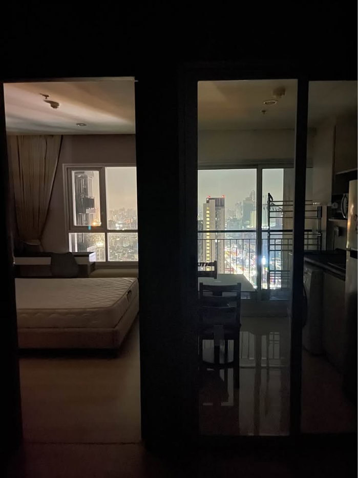 รูป Life Ratchadapisek - 1 ห้องนอน / 5 นาทีถึง MRT  ติดต่อได้ 24 ชม.ครับ Line:nonon , โทร 0890019933 - รูปที่ 9/9