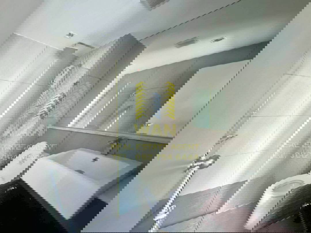 picture Politan rive rive riverside condo - 9/10