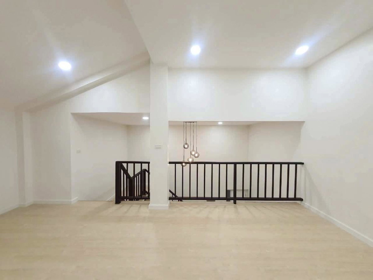 รูป ONUMA190426  ▪︎ 𝐄𝐚𝐬𝐭𝐰𝐨𝐨𝐝 𝐏𝐚𝐫𝐤 𝐎𝐧𝐧𝐮𝐭𝟑𝟔   คอนโดอ่อนนุช 36  - รูปที่ 2/14