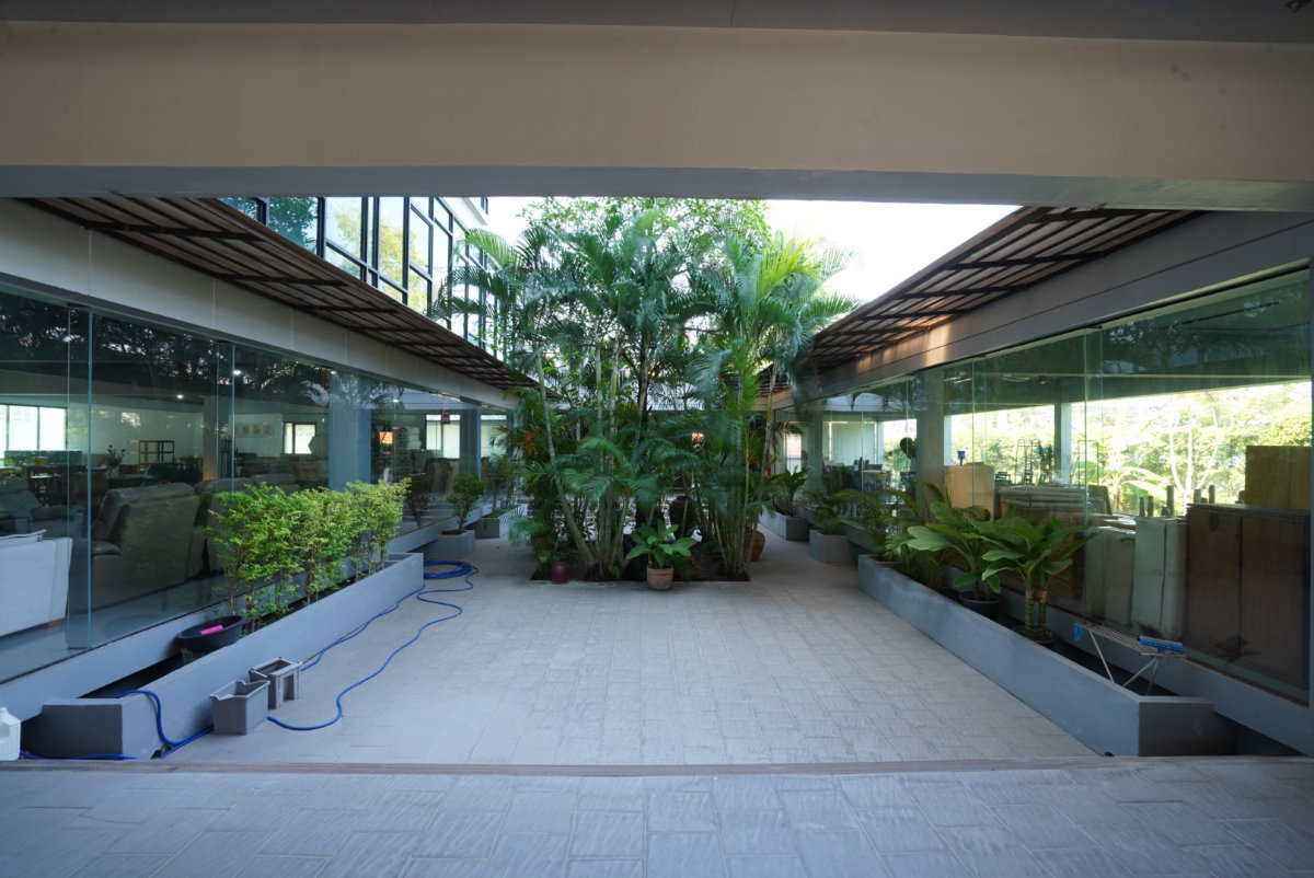 รูป ขายที่ดิน พร้อมอาคารพาณิชย์ 4 ชั้น และ 1 ชั้น ทำเลทอง ติดถนนเสรีไทย 90M - รูปที่ 15/31