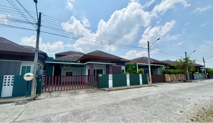 รูป     บ้านชั้นเดียวให้เช่า บ้านพรุ หาดใหญ่ 3 ห้องนอน 15,000/เดือน พร้อมแอร์ 3 เครื่อง - รูปที่ 2/20