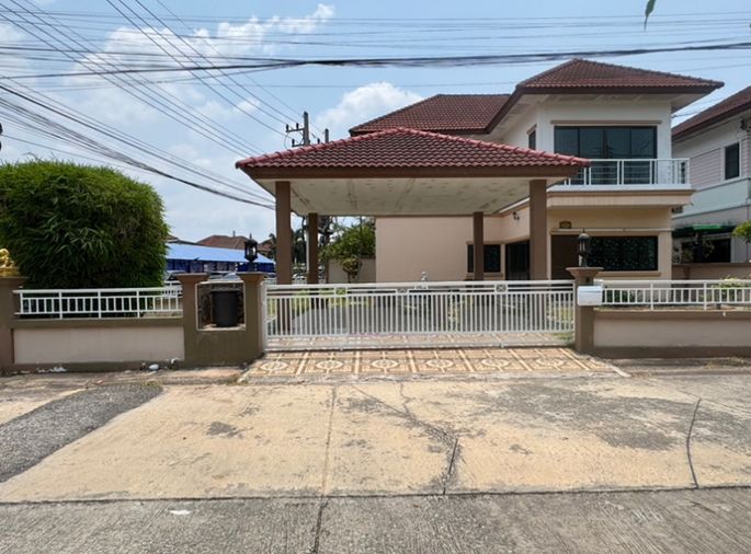 ขายด่วน !! บ้านเดี่ยวหลังใหญ่ หัวมุม ม.ธารดารา ศรีราชา