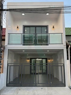📌 ขายทาวน์เฮาส์ โครงการ บ้านสวัสดิการเพื่อข้าราชการ กทม 2 ชั้น 2 ห้องนอน 2 ห้องน้ำ