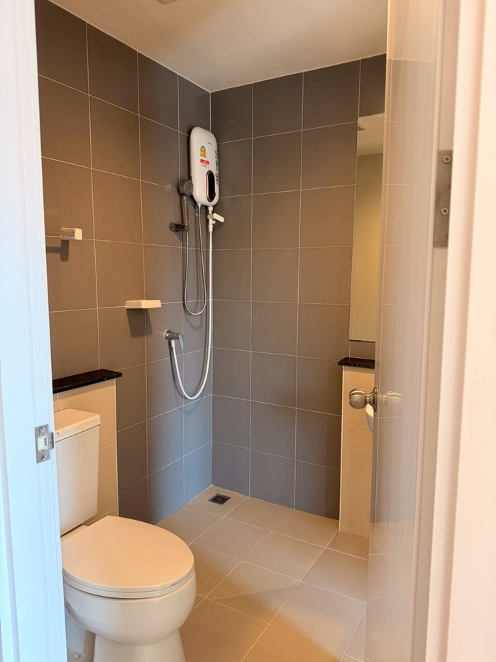 รูป ขายทาวน์โฮม 3 ห้องนอน 2 ห้องน้ำ 2 ที่จอดรถ บ้านสวย แสงสวย  - รูปที่ 16/17