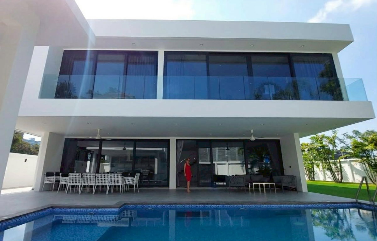 picture Luxury house for sale, Pattaya City - 8/19