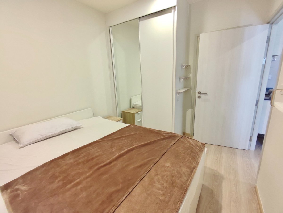 รูป ให้เช่าคอนโด : โนเบิล รีวอล์ฟ รัชดา1 1 ห้องนอน ชั้นสูง  เฟอร์ครบ+ประตูดิจิตอล ติดMRTศูนย์วัฒนธรรม (Noble Revolve Ratchada1)  - รูปที่ 9/10