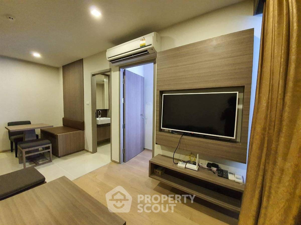 รูป คอนโด 1-ห้องนอน ที่ อาร์ท แอท ทองหล่อ ใกล้ ทองหล่อ (ID 675043) - รูปที่ 2/8