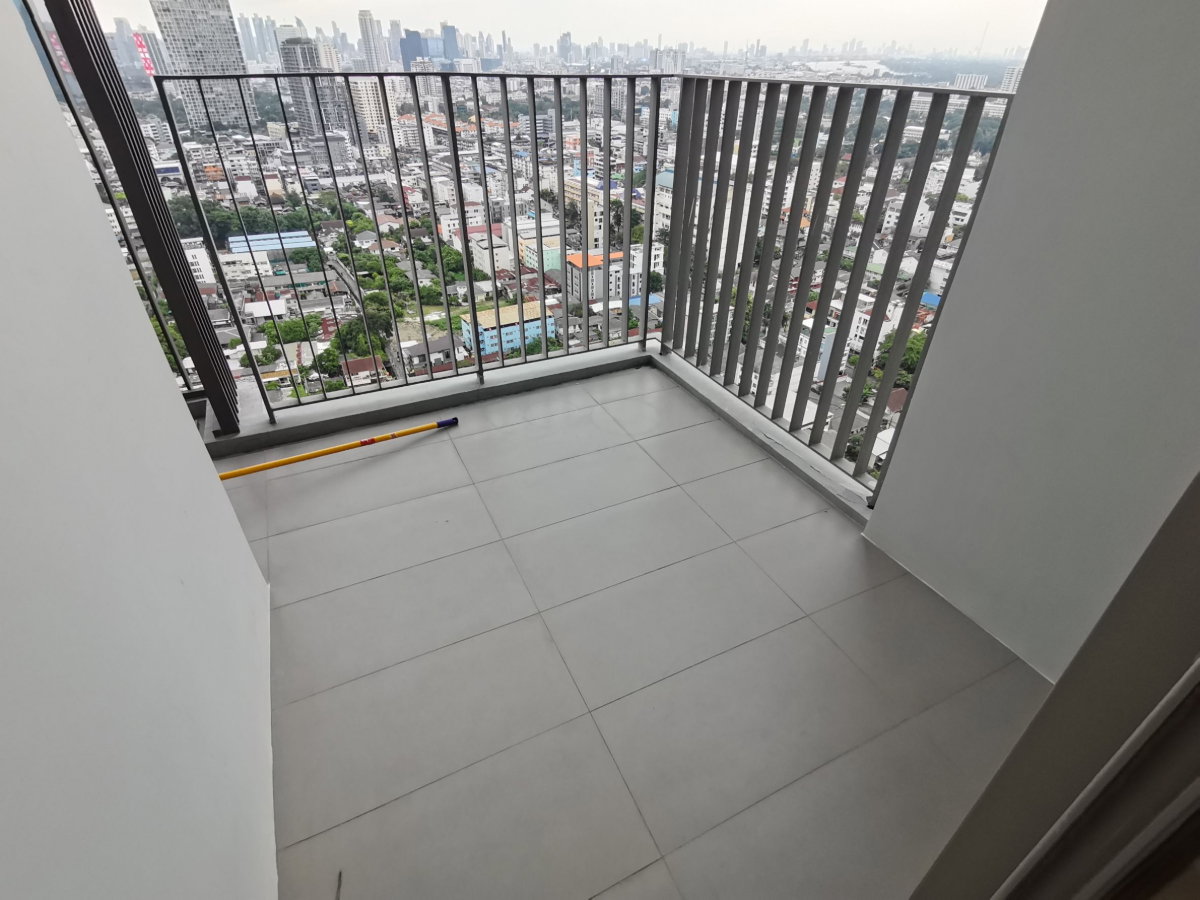 รูป Available for rent! Nara9 Condominium for 2 Bedroom with 80sqm [Corner river view unit]. Fully Furnished ready to move in. - รูปที่ 5/17