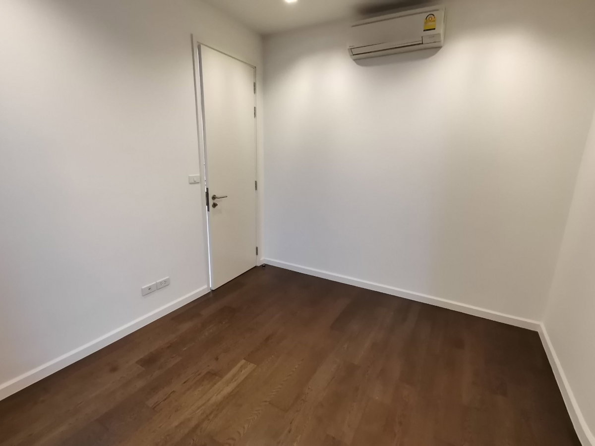 รูป Available for rent! Nara9 Condominium for 2 Bedroom with 80sqm [Corner river view unit]. Fully Furnished ready to move in. - รูปที่ 9/17