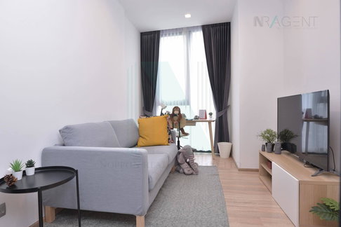 For rent condo THE LINE PHAHON - PRADIPAT Building 1, Floor 39,1 bed room, Room size 34.00 sqm