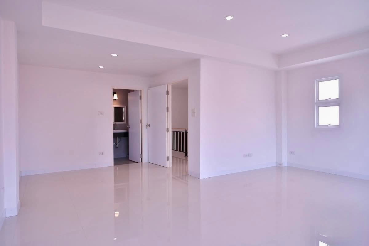 picture code : H182 Ratchayothin Home Office - 50/51