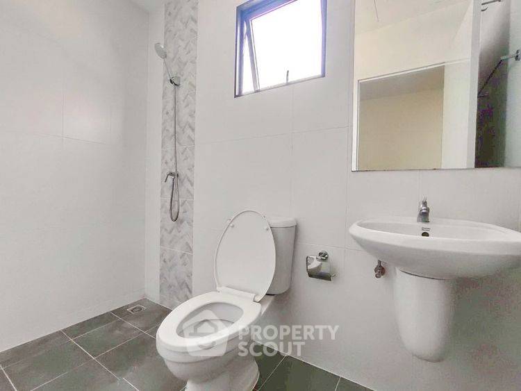 รูป ทาวน์เฮ้าส์ 2-ห้องนอน ใน เสาธงหิน (ID 2811642) - รูปที่ 13/13