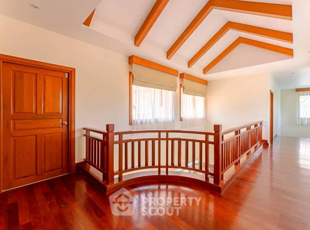 รูป วิลล่า 5-ห้องนอน ใกล้ หาดลากูน่า (ID 1533997) - รูปที่ 10/26