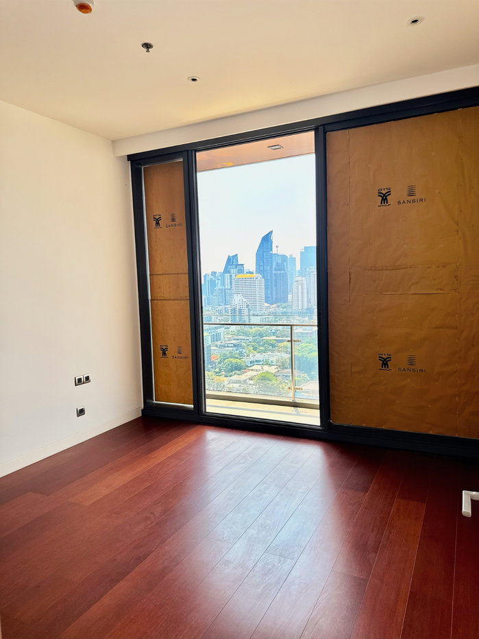 รูป KHUN by YOO 3-Bedroom Luxury Rare Unit – Spacious Layout, Ready for Custom Design - รูปที่ 3/14